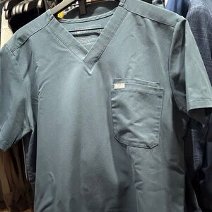 Men’s Figs Scrub Set